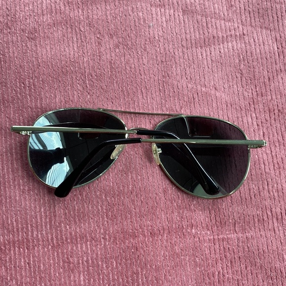 Black and gold men’s sunglasses - Picture 2 of 5